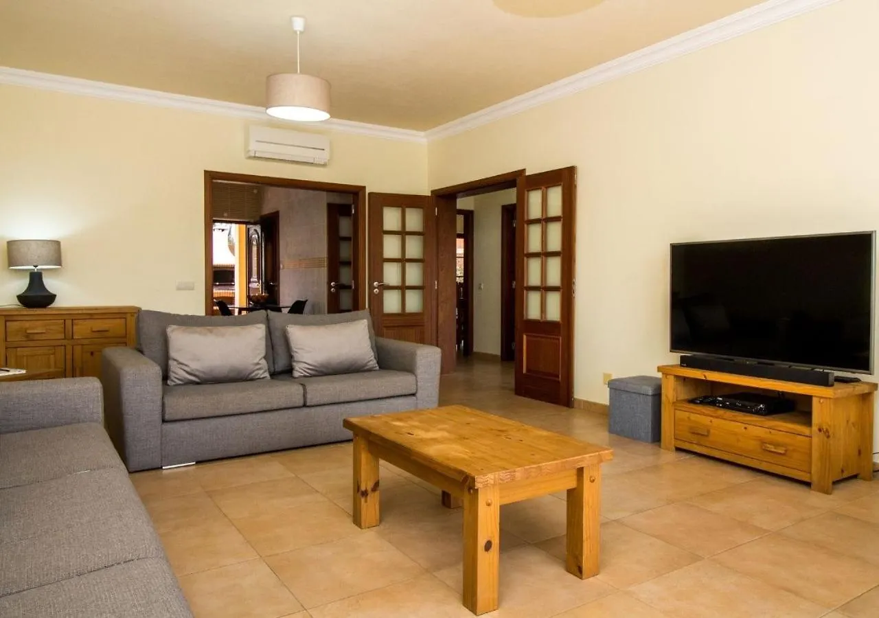 Дом отдыха Algarve Luxury Home With Private Heated Pool II Силвеш Португалия